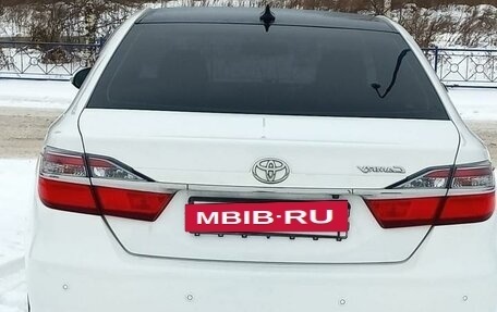 Toyota Camry, 2018 год, 2 380 000 рублей, 5 фотография