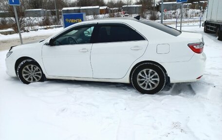 Toyota Camry, 2018 год, 2 380 000 рублей, 6 фотография