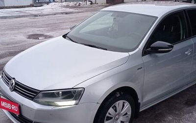 Volkswagen Jetta VI, 2013 год, 995 000 рублей, 1 фотография