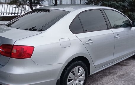 Volkswagen Jetta VI, 2013 год, 995 000 рублей, 6 фотография