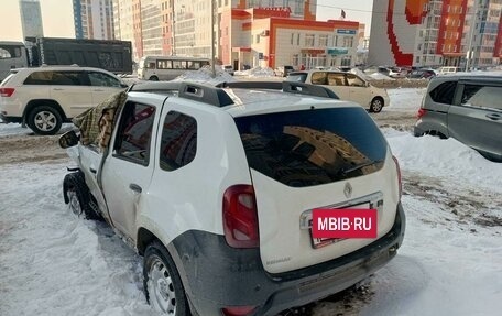 Renault Duster I рестайлинг, 2015 год, 450 000 рублей, 4 фотография