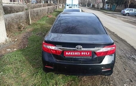 Toyota Camry, 2014 год, 870 000 рублей, 2 фотография