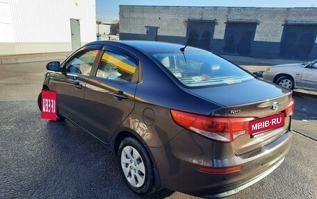 KIA Rio III рестайлинг, 2016 год, 1 350 000 рублей, 5 фотография