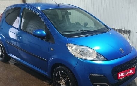 Peugeot 107 I рестайлинг, 2012 год, 530 000 рублей, 12 фотография