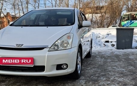 Toyota Wish II, 2003 год, 1 000 000 рублей, 2 фотография