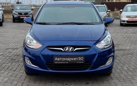 Hyundai Solaris II рестайлинг, 2011 год, 869 990 рублей, 2 фотография