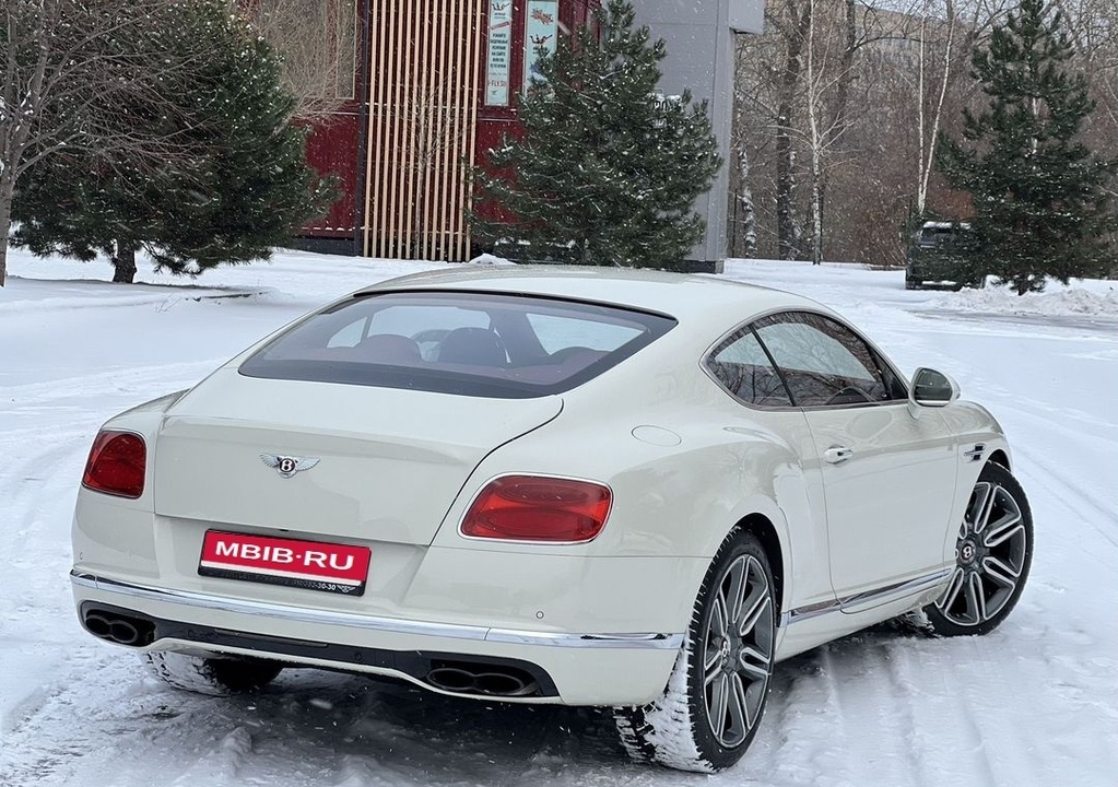 Bentley Continental GT II рестайлинг, 2017 год, 9 500 000 рублей, 7 фотография