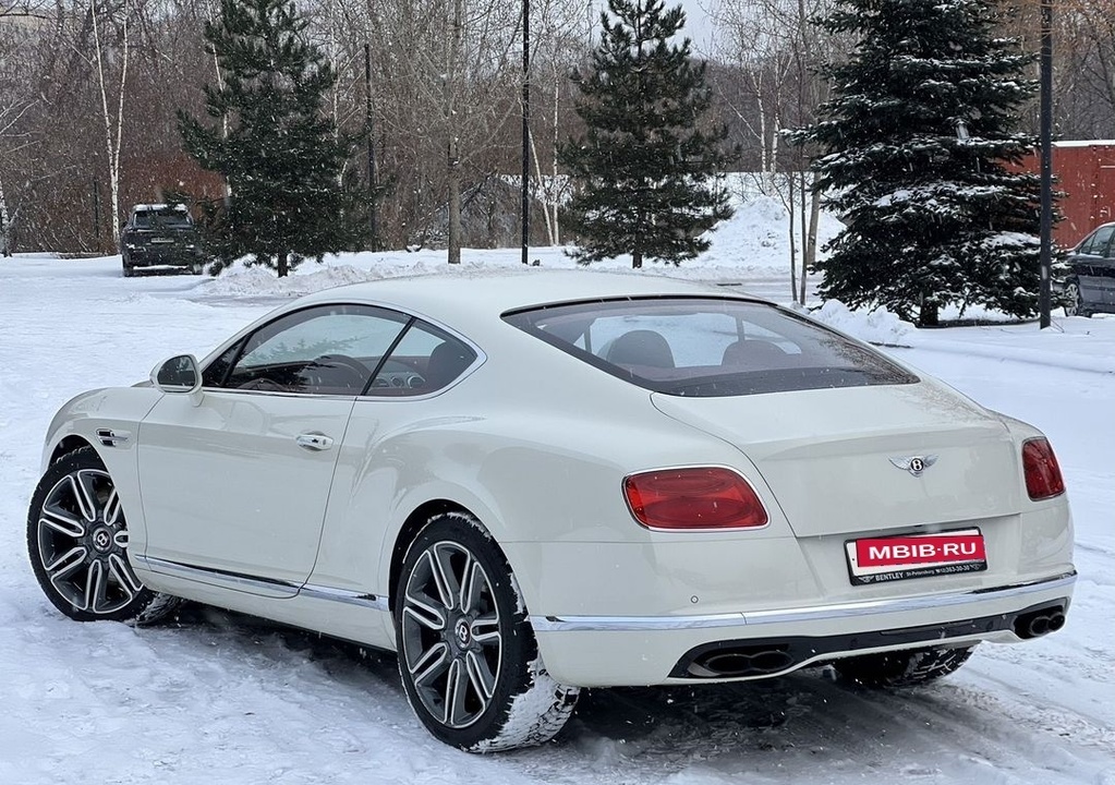 Bentley Continental GT II рестайлинг, 2017 год, 9 500 000 рублей, 8 фотография