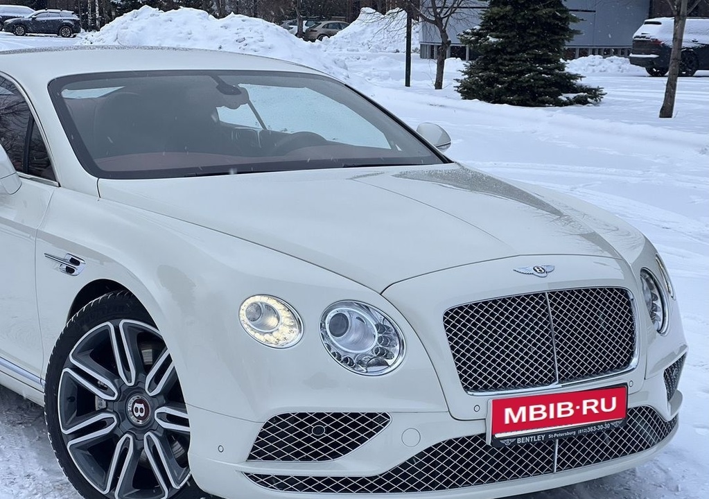 Bentley Continental GT II рестайлинг, 2017 год, 9 500 000 рублей, 14 фотография