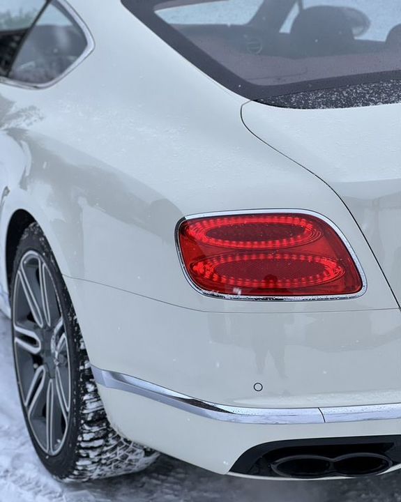 Bentley Continental GT II рестайлинг, 2017 год, 9 500 000 рублей, 19 фотография