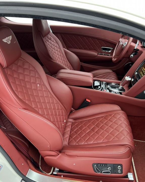 Bentley Continental GT II рестайлинг, 2017 год, 9 500 000 рублей, 25 фотография