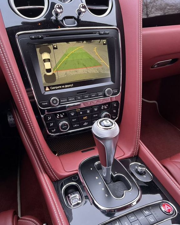 Bentley Continental GT II рестайлинг, 2017 год, 9 500 000 рублей, 24 фотография