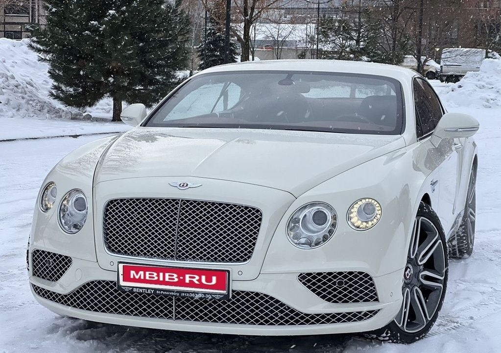 Bentley Continental GT II рестайлинг, 2017 год, 9 500 000 рублей, 22 фотография
