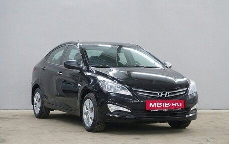 Hyundai Solaris II рестайлинг, 2015 год, 1 075 000 рублей, 3 фотография