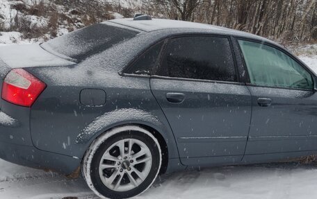 Audi A4, 2004 год, 610 000 рублей, 3 фотография