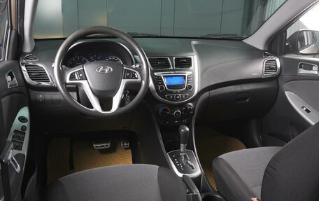 Hyundai Solaris II рестайлинг, 2012 год, 949 000 рублей, 6 фотография