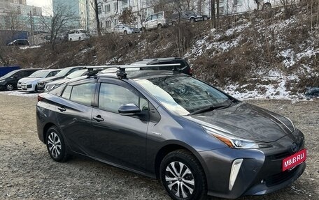 Toyota Prius IV XW50, 2019 год, 2 500 000 рублей, 36 фотография