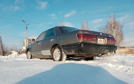 Toyota Crown, 1991 год, 250 000 рублей, 23 фотография