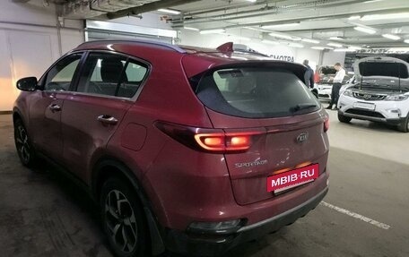 KIA Sportage IV рестайлинг, 2020 год, 2 597 000 рублей, 10 фотография