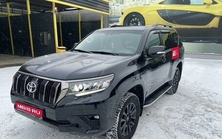 Toyota Land Cruiser Prado 150 рестайлинг 2, 2021 год, 8 500 000 рублей, 1 фотография