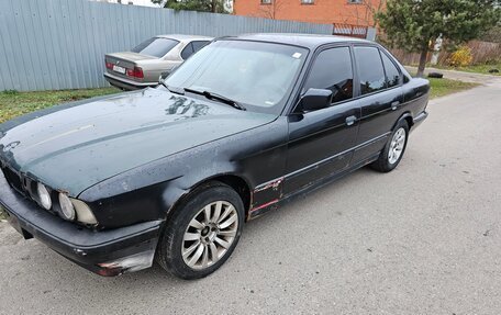 BMW 5 серия, 1993 год, 235 000 рублей, 1 фотография