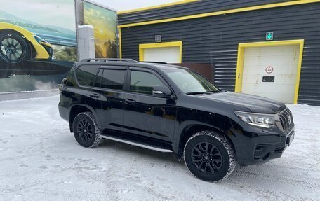 Toyota Land Cruiser Prado 150 рестайлинг 2, 2021 год, 8 500 000 рублей, 6 фотография