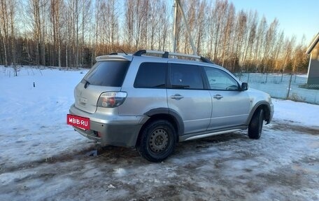 Mitsubishi Outlander III рестайлинг 3, 2005 год, 450 000 рублей, 16 фотография