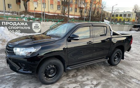 Toyota Hilux VIII, 2015 год, 3 300 000 рублей, 10 фотография