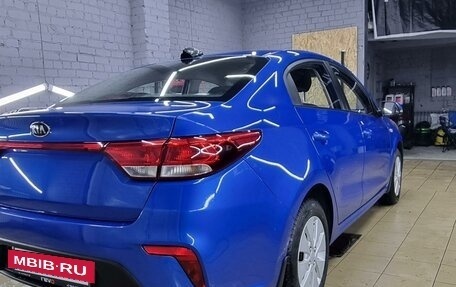 KIA Rio IV, 2017 год, 1 370 000 рублей, 3 фотография