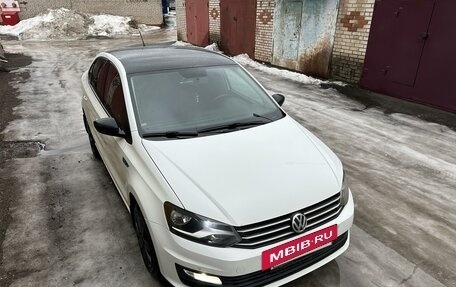 Volkswagen Polo VI (EU Market), 2015 год, 1 100 000 рублей, 19 фотография