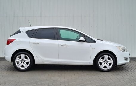 Opel Astra J, 2011 год, 999 000 рублей, 6 фотография