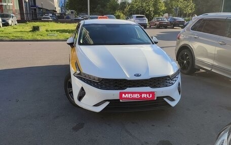 KIA K5, 2020 год, 1 600 000 рублей, 5 фотография