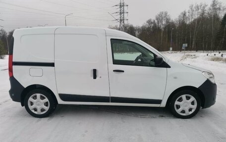 Renault Dokker, 2018 год, 1 560 000 рублей, 8 фотография