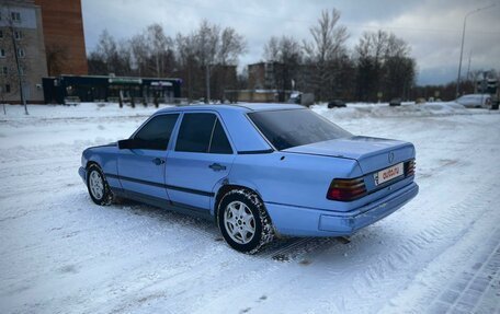 Mercedes-Benz W124, 1988 год, 220 000 рублей, 2 фотография