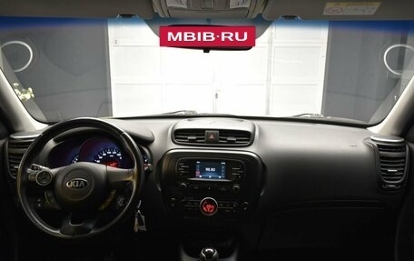 KIA Soul II рестайлинг, 2015 год, 1 149 000 рублей, 15 фотография