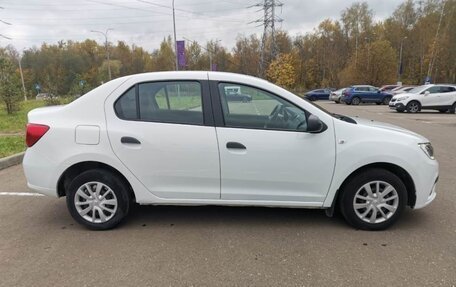 Renault Logan II, 2019 год, 830 000 рублей, 9 фотография