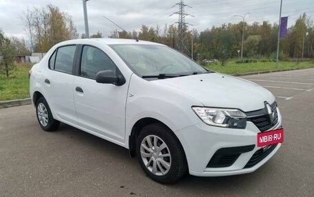 Renault Logan II, 2019 год, 830 000 рублей, 12 фотография