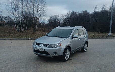 Mitsubishi Outlander III рестайлинг 3, 2008 год, 1 290 000 рублей, 2 фотография