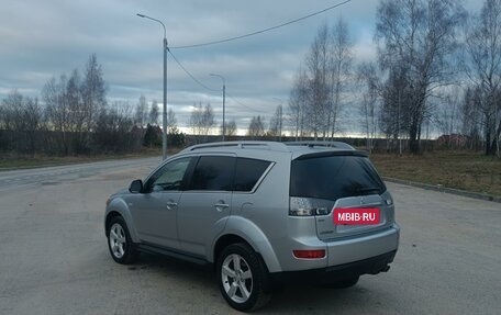 Mitsubishi Outlander III рестайлинг 3, 2008 год, 1 290 000 рублей, 4 фотография