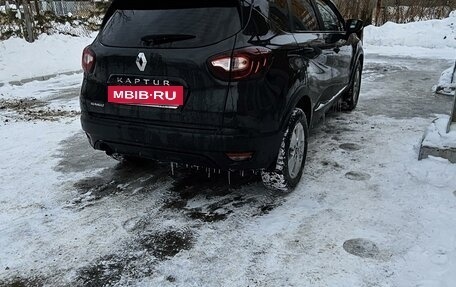 Renault Kaptur I рестайлинг, 2017 год, 1 550 000 рублей, 2 фотография