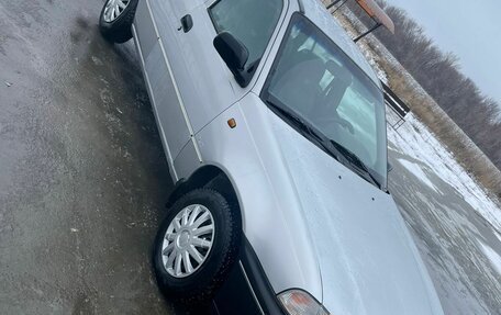 Daewoo Nexia I рестайлинг, 2001 год, 215 000 рублей, 2 фотография