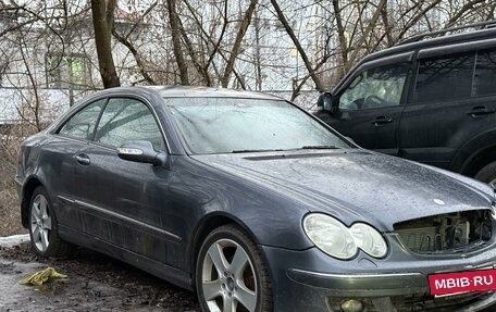 Mercedes-Benz CLK-Класс, 2005 год, 750 000 рублей, 3 фотография