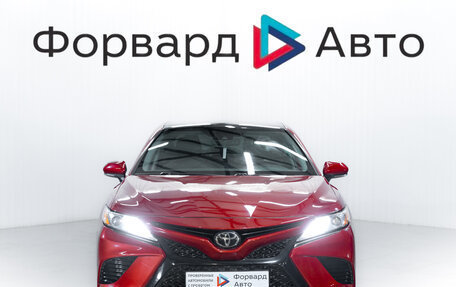 Toyota Camry, 2019 год, 3 050 000 рублей, 2 фотография