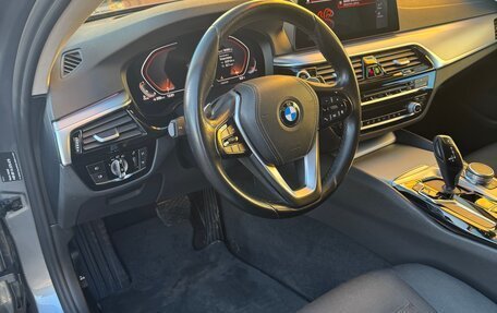 BMW 5 серия, 2019 год, 3 250 000 рублей, 13 фотография