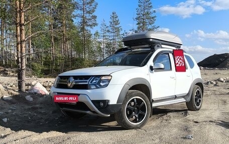 Renault Duster I рестайлинг, 2017 год, 1 600 000 рублей, 4 фотография