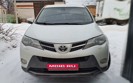 Toyota RAV4, 2015 год, 2 400 000 рублей, 6 фотография