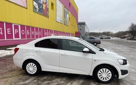 Chevrolet Aveo III, 2013 год, 389 999 рублей, 2 фотография