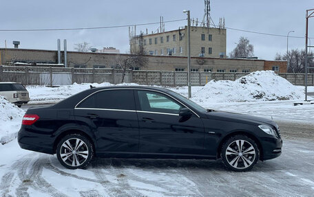 Mercedes-Benz E-Класс, 2012 год, 2 430 000 рублей, 4 фотография