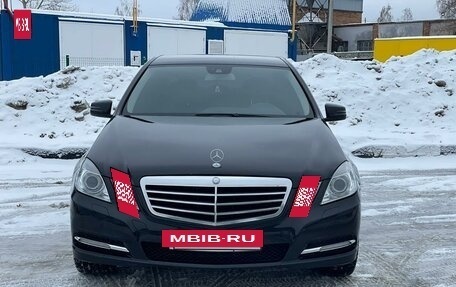 Mercedes-Benz E-Класс, 2012 год, 2 430 000 рублей, 2 фотография