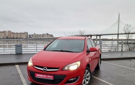 Opel Astra J, 2013 год, 799 000 рублей, 1 фотография